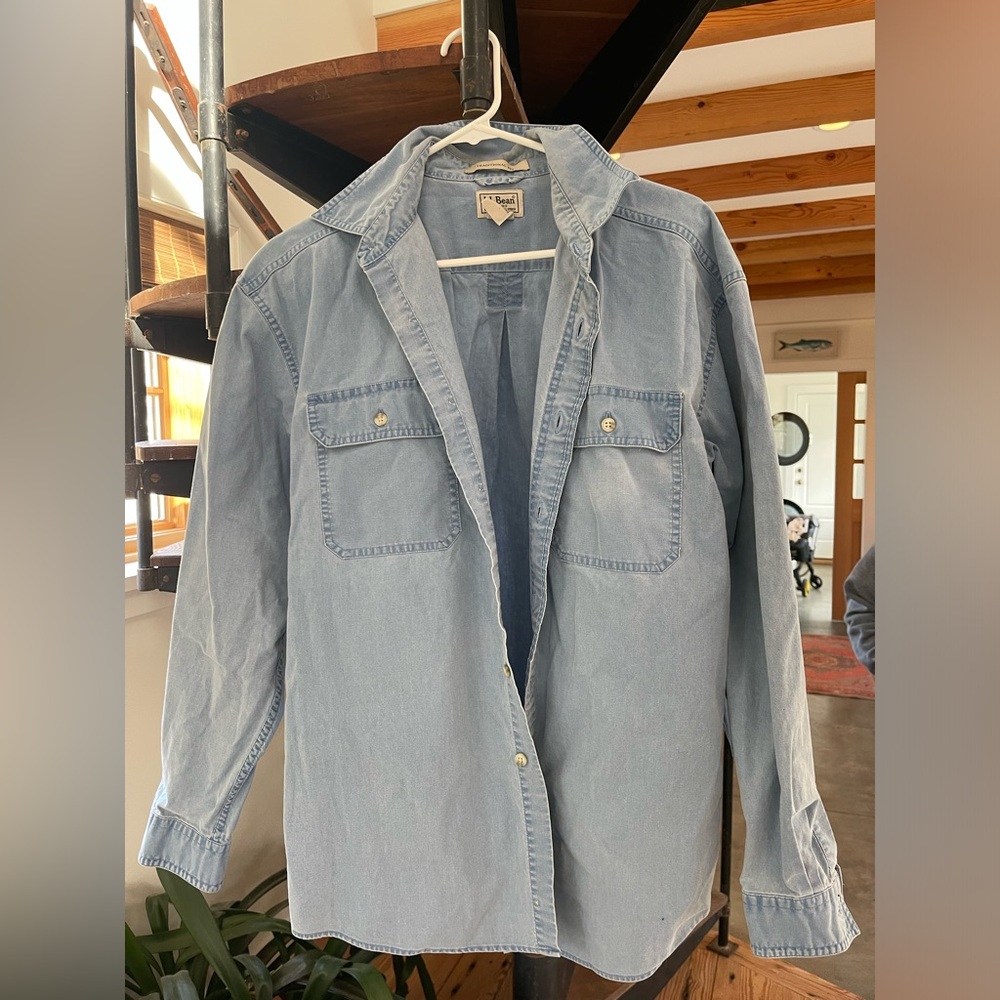 LL Bean Traditional Fit Chambray Button Down medium